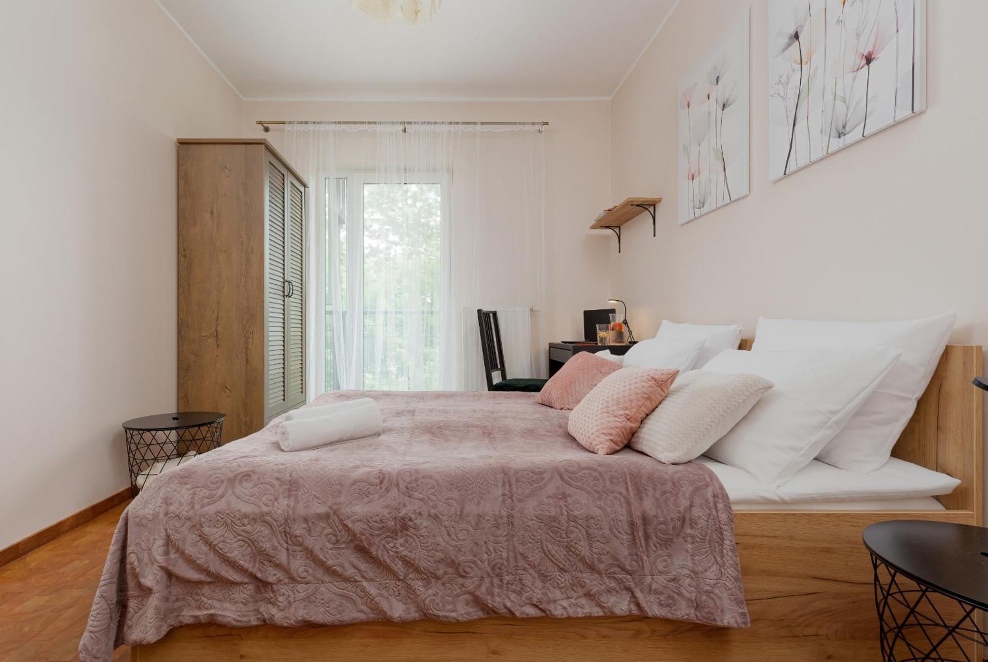Wola Banderii By Renters Leilighet Warszawa